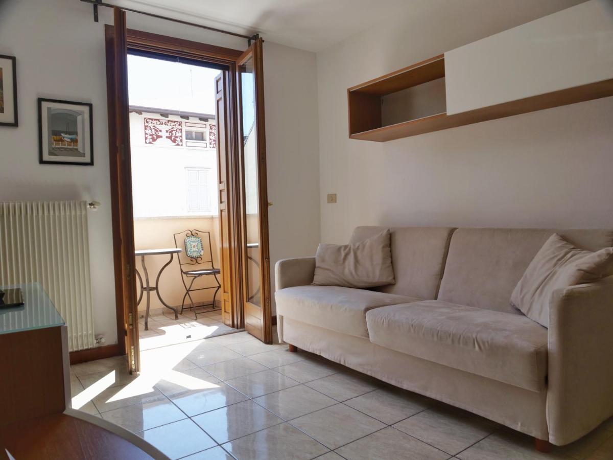 Lounge Del Duca, Centralissimo Bicamere Su Due Livelli - Posto Auto A Richesta Grado Buitenkant foto